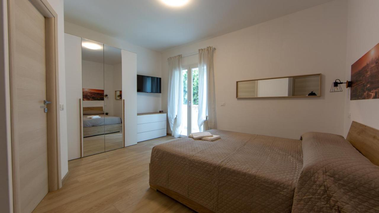 Aria Di Sale Bed & Breakfast Martinsicuro Bagian luar foto