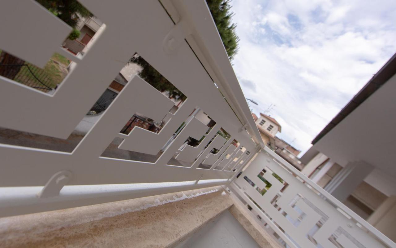 Aria Di Sale Bed & Breakfast Martinsicuro Bagian luar foto