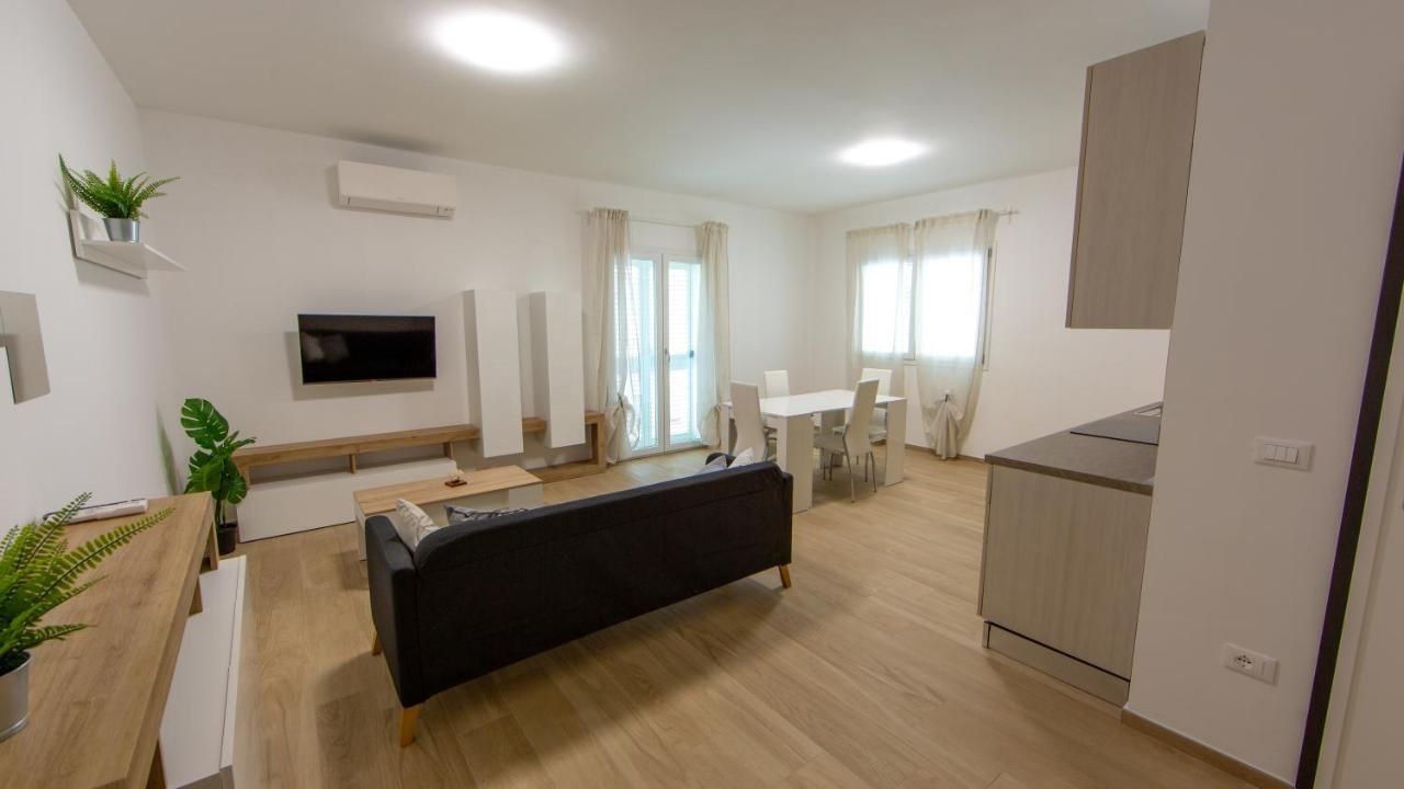 Aria Di Sale Bed & Breakfast Martinsicuro Bagian luar foto